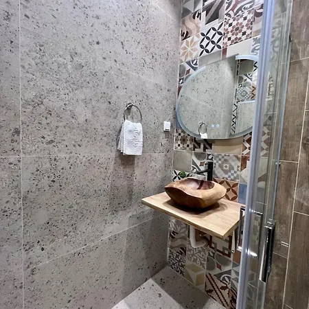 Riverside 1br Апартаменты *